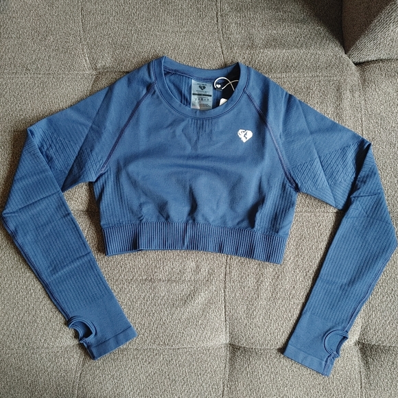 Womens Best Long Sleeve Crop Top & Cycling Shorts Size Small - Picture 7 of 13